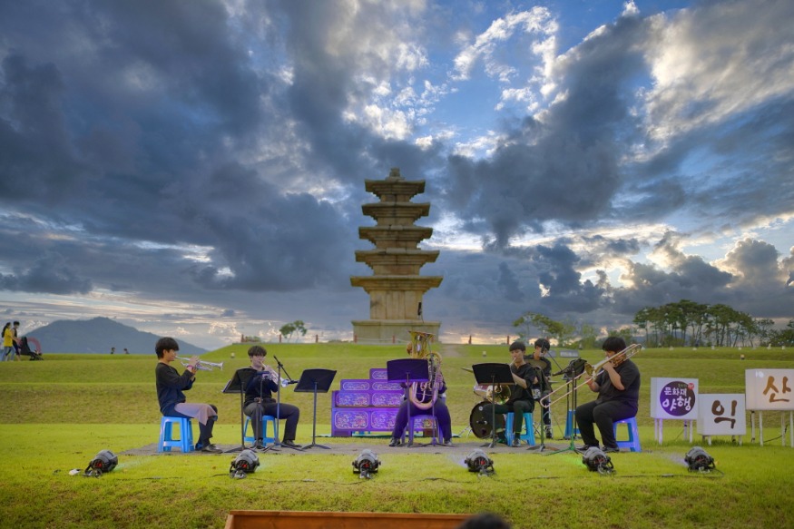 ‘한여름밤 낭만’ 2022 익산 문화재야행 개막 (2).jpg