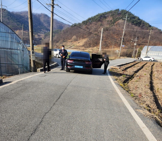 사본 -1679892602316모자이크.jpg