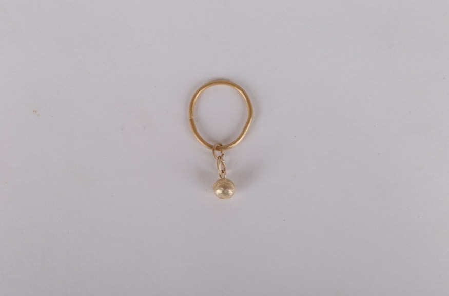 사본 -삼고리고분 출토 금귀걸이.jpg