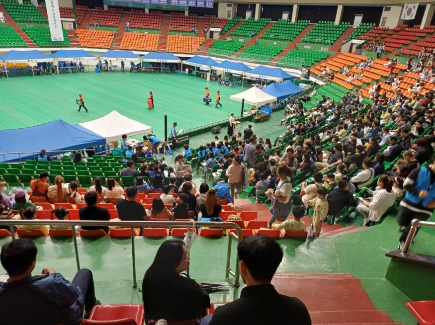 사본 -아이들에게 꿈과 행복을…익산시, 어린이날 행사 성료 (제38회 솜리 어린이 민속 큰잔치 2).jpg